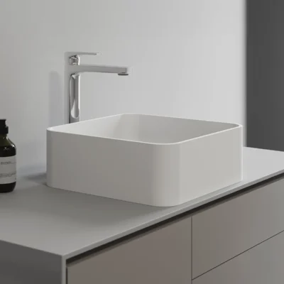 Lavatorio cuadrado QBIX A36 en cerámica vitrificada blanca. Acabado brillante