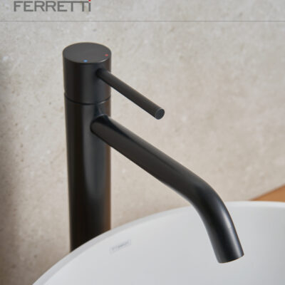 gRIFERIA NEGRA AL MUEBLE MONOCOMANDO